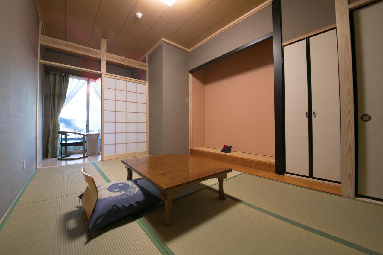 Hotel ゆけむり山荘 Jufu Exteriér fotografie